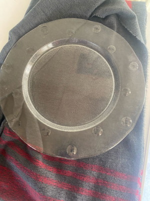 Glass platter 32cm like new with embossed circles