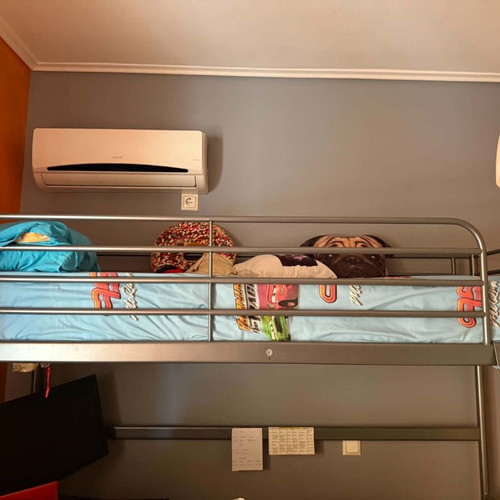 Bunk bed with like new mattress