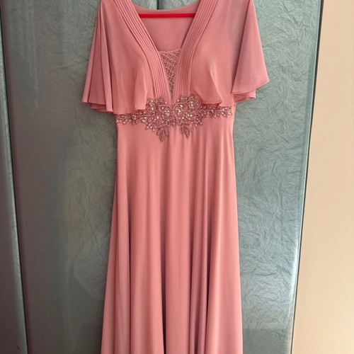 Women's dresses size Medium like new