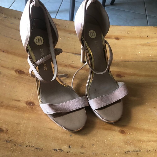 River Island women's shoes used, beige, size 40, sandals platforms