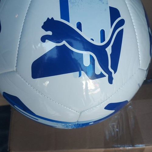 Pouma Nounou ball