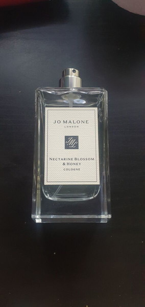 Jo Malone nectarine blossom and honey cologne