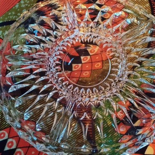 Vintage crystal serving platter with 6 compartments 27x27 cm like new