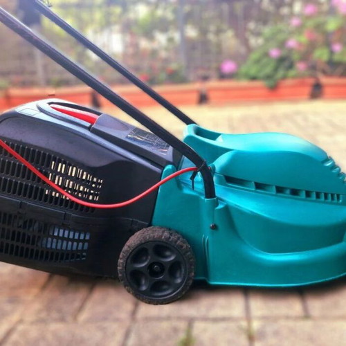 Bosch Rotak 320 Electric Lawn Mower like new, 1200W, 32 cm cut width