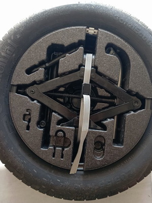 Ρεζέρβα 205/55 R16 καινούργια με γρύλο και μπουλονοκλειδο