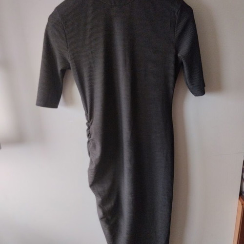 Midi dress Zara like new, size L, khaki textured rib fabric
