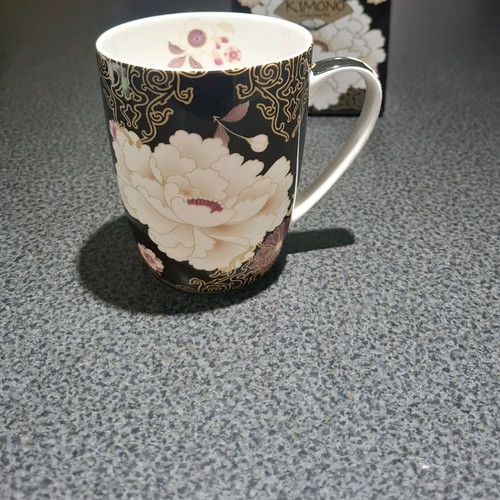 Kimono Maxwell & Williams 400ml mug new, fine bone china porcelain