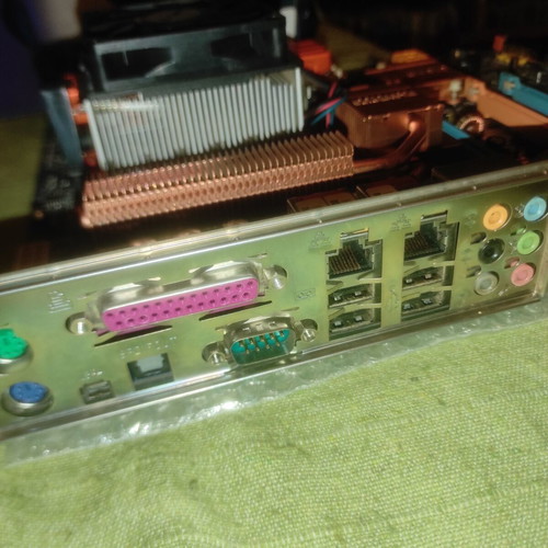 Retro PC Bundle Gigabyte GA-M59SLI-S5 with AMD Athlon 64 X2 CPU and 4GB GeIL DDR2