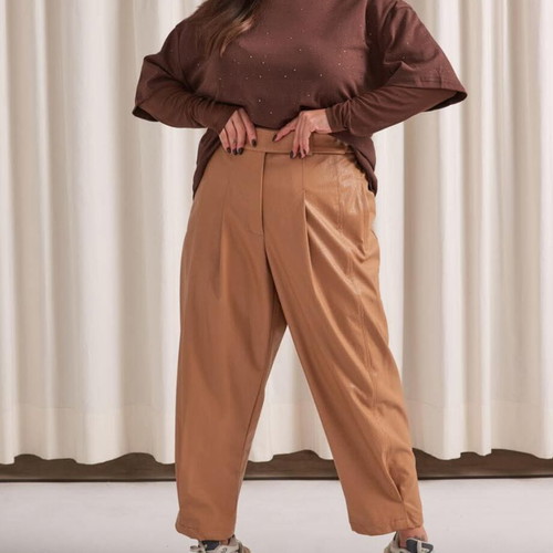 XXLOVE ankle pants beige like new, comfortable fit, elastic waist