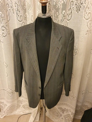 Armani Exchange suit XL like new with velvet texture