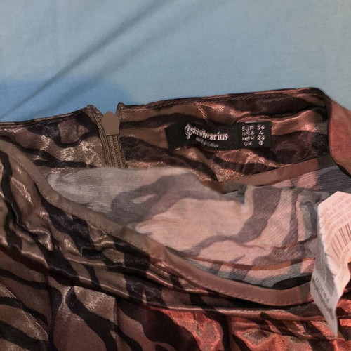 Stradivarius Monti satin skirt no.36 with side slit, tiger print
