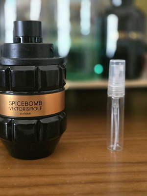 Spicebomb Extreme Viktor&Rolf 5ml new, authentic fragrance sample
