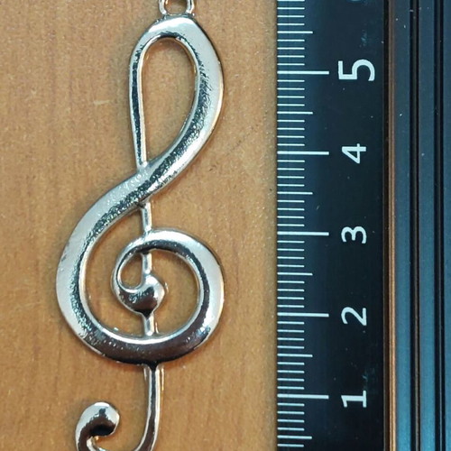 Treble clef pendant new set of 20, size 6 cm