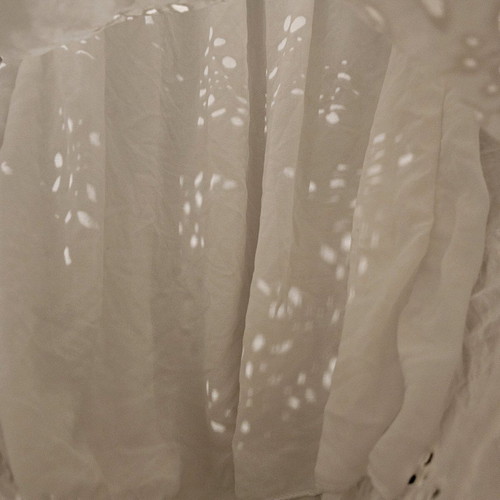 Broderie Anglaise Eyelet White Blouse used, off-the-shoulder style