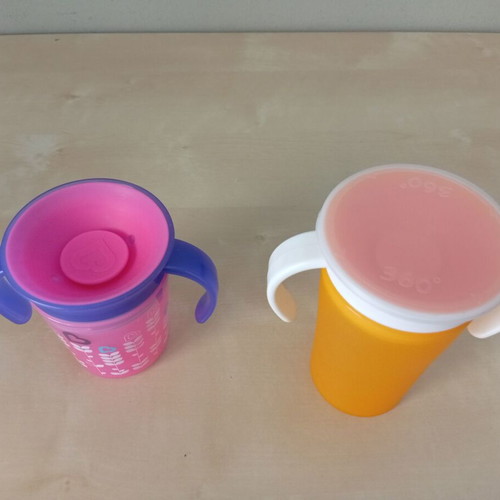 Munchkin Miracle 360 Training Cups used, set of 2 for babies 6m+