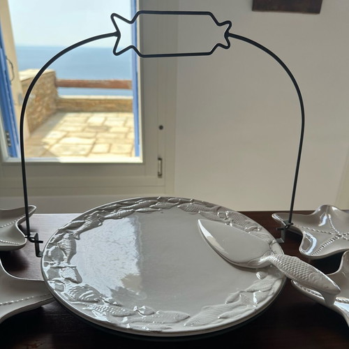 Ceramic serving set new with sea theme, platter and 4 small plates