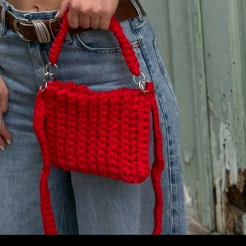 Handmade knitted bag with extra shoulder handle, red