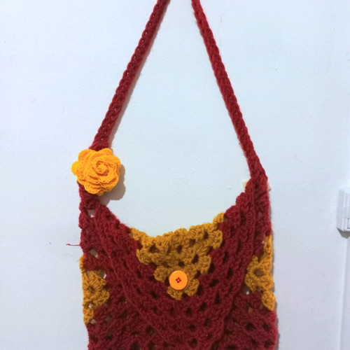 Handmade knitted shoulder bag new