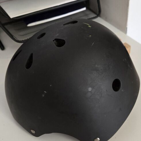 Helmet like new for biking and skating