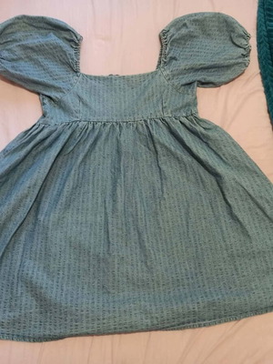 Levi's denim dress large with puff sleeves, like new