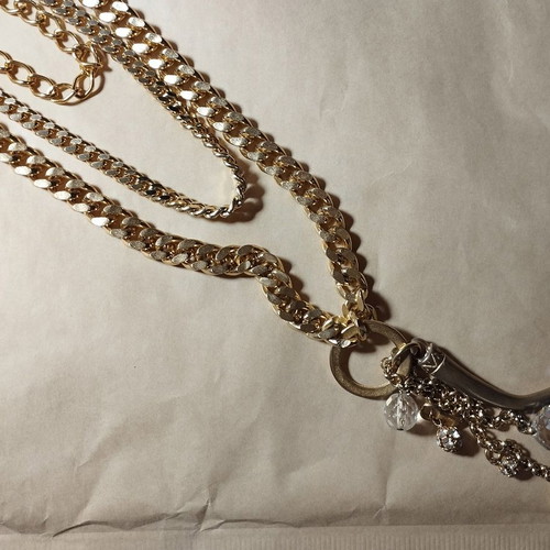 Triple chain with crystal charms like new, length 62 cm