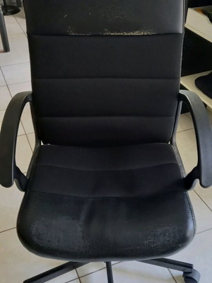 Office chair used leatherette with comfortable seat and back support