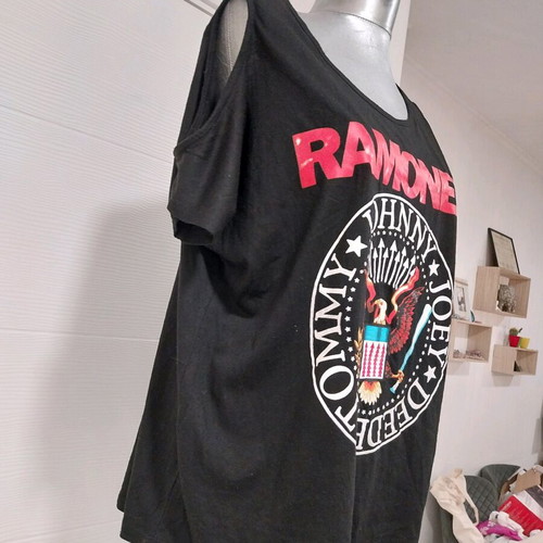 Ramones Rock Band Tee women's size 14 like new, black with colorful print