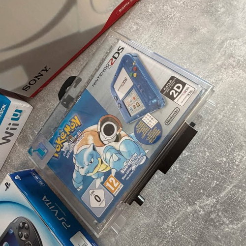 Atari 2600, Nintendo 2DS Pokémon Blue Edition, PS Vita 3G/Wi-Fi, PlayStation SCPH-5500 consoles like new