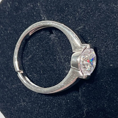 Silver solitaire ring with 1ct CZ, adjustable