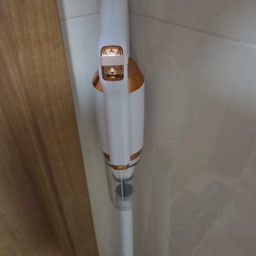 Multifunctional cordless 2-in-1 upright vacuum cleaner