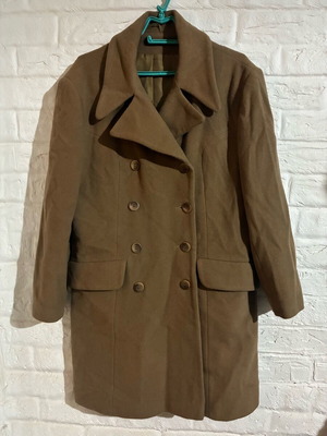 Wool coat used, size L, beige