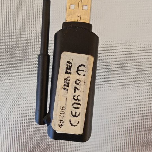 Retro PC accessories pack with Belkin Wi-Fi card, Acer reader & Hama Bluetooth