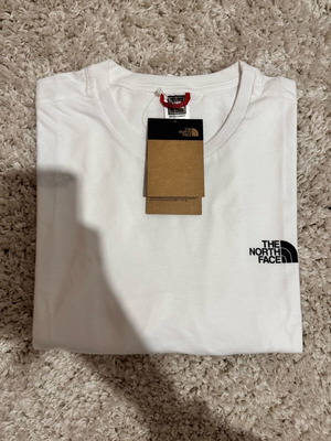 T-shirt The North Face άσπρο καινούργιο XXL με καρτελάκι
