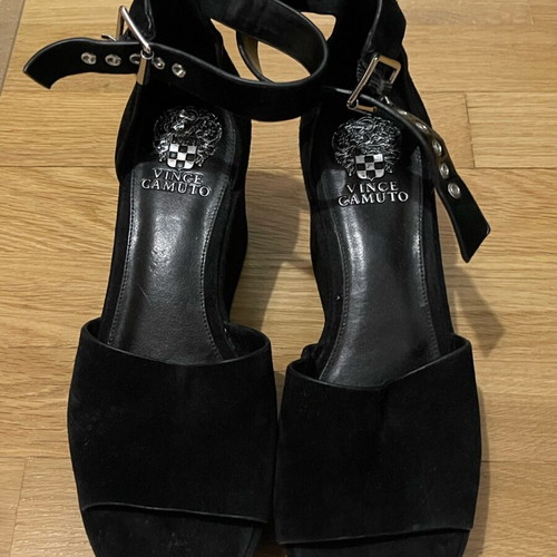 Vince Camuto Espadreilles No 38 1/2 Black Like New