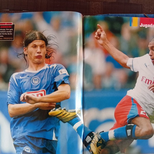 Don Balon magazine issue 11-17/9/2006 used with Kun Aguero poster