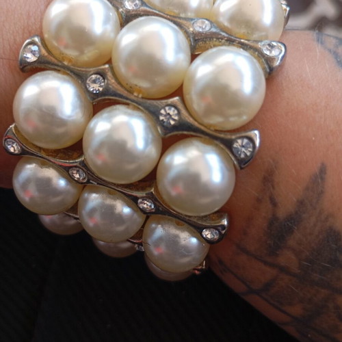 Bracelet with pearls used, elastic cuff with vintage rhinestones
