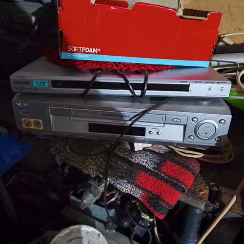 Turntable, CD player and video used set