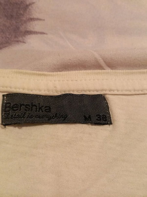 Αντρικό T-shirt Bershka μεταχειρισμένο, μέγεθος M