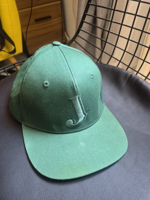 Jameson hat like new, green, one size