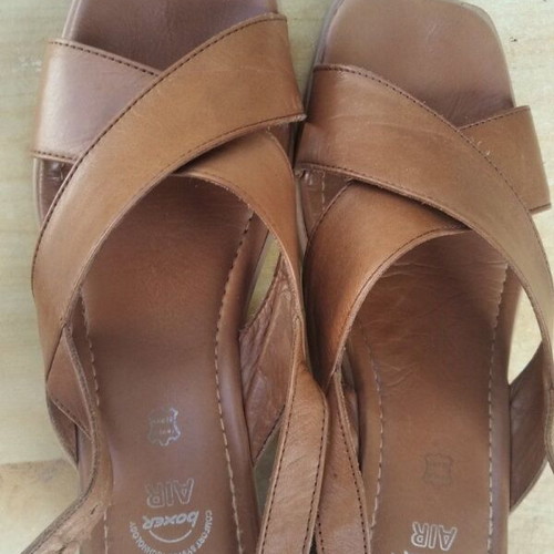 Boxer leather sandals used, size 38