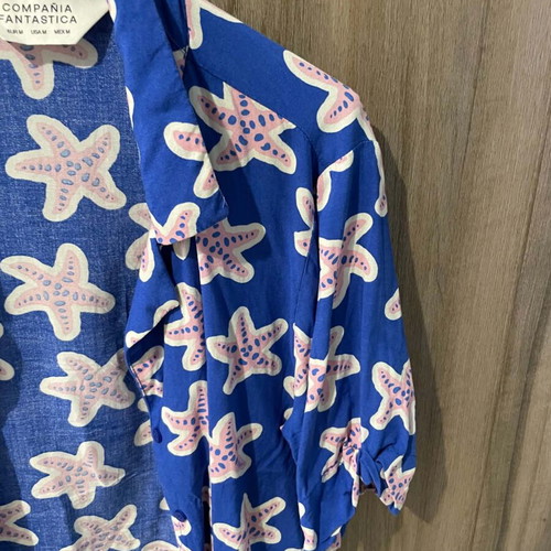 Compania Fantastica shirt with starfish pattern size M like new