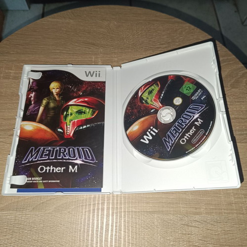 Metroid: Other M Nintendo Wii in like new condition