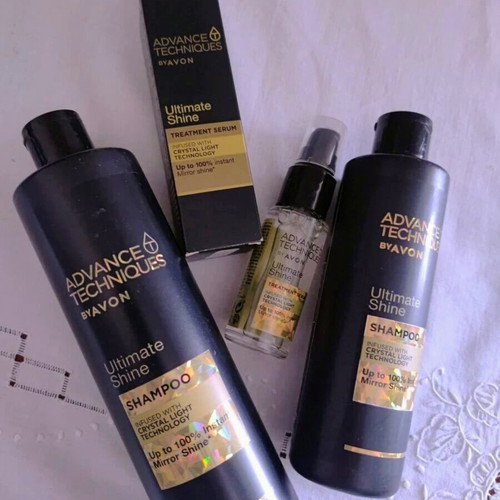 Avon Ultimate Shine hair set with Crystal Light Technology, new