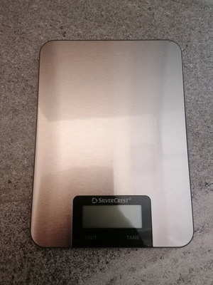 Digital kitchen scale like new