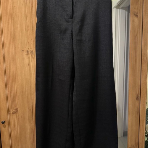 H&M black straight-leg pants like new, size S