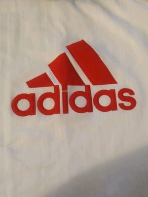 Adidas vintage детска спортна тениска нова за възраст 5-10 години