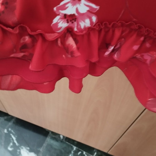 Toi&Moi red dress like new, elastic, medium and large sizes