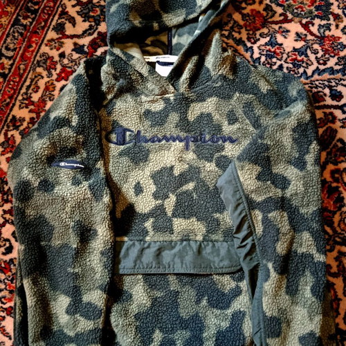 Champion XL hoody camouflage like new, multicolor green