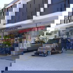 Καταστήματα 200τ.μ στον περιφερειακό Καλύβιων Θορικού Αττικής