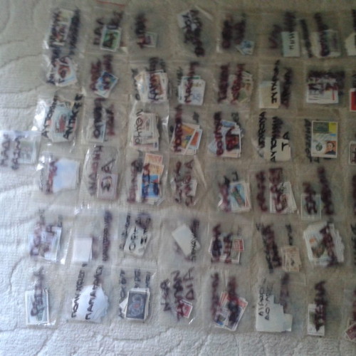 Stamps of the World used, collection of 49 issues Deagostini Hellas